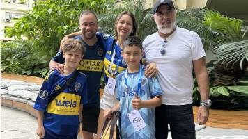 Hincha de Boca: Niño que rifó su Play Station para ir a Brasil, consiguió entradas para ver la final ante Fluminense