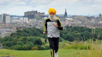 Muere atropellado a los 114 años Fauja Singh, el maratonista más longevo del mundo