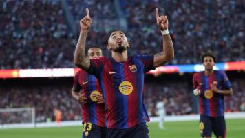 El Barcelona no afloja y golea 3-0 al Getafe en LaLiga
