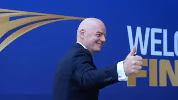 Aficionados de todo el mundo exigen la salida de Gianni Infantino de la FIFA