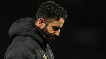 Manchester United cesa a su entrenador Rubén Amorim