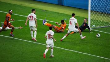 Video: Así fue el autogol que dio la clasificación a semifinales a Países Bajos