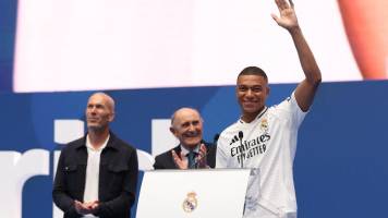 “Voy a dar la vida por este club”, dice Mbappé ante miles de seguidores del Real Madrid