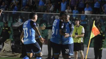 Blooming responde a las críticas por las luminarias en el Tahuichi ¿Habrá sanción?