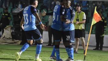 Blooming responde a las críticas por las luminarias en el Tahuichi ¿Habrá sanción?