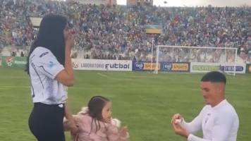 Video: Ascenso y matrimonio, la propuesta de un jugador de GV San José tras ganar la copa Simón Bolívar