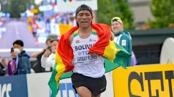 Héctor Garibay gana en Colombia y deja en alto el nombre de Bolivia