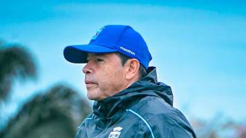 “Hay que tener vergüenza”: Erwin Sánchez estalla tras la goleada sufrida en Sucre