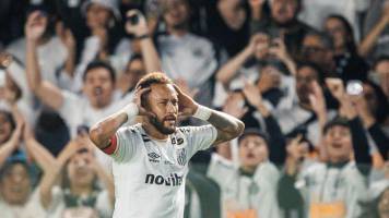 Neymar consigue el empate para el Santos con un doblete en su regreso a Brasil