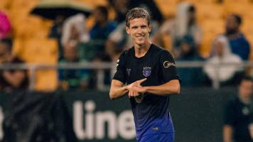 Golpe duro para el Barsa: Dani Olmo estará un mes fuera y no jugará el clásico