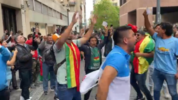 La Verde recibe el cariño de los hinchas en un ‘banderazo’ en Buenos Aires