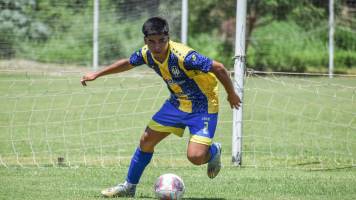“No iba ni a fiestas y este año salía profesional”: el papá del joven futbolista fallecido no encuentra explicación