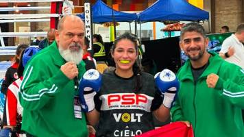 ¡Orgullo boliviano! Laura Flores brilla y alza el oro en el Panamericano de Kickboxing