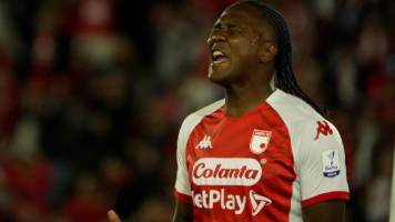 Con lágrimas, colombiano Rodallega denuncia insultos racistas en cancha de Gimnasia