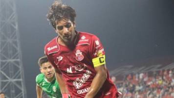 Video: No vas a creer el autogol que hizo Carlos Añez en la Copa Paceña