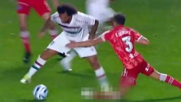 Tres fechas de suspensión para Marcelo en la Copa Libertadores