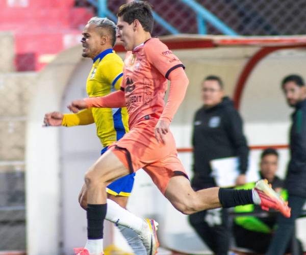 The Strongest sufre, lucha y remonta ante ABB en El Alto