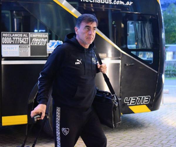 Fin de ciclo: Gustavo Quinteros fue echado de Independiente tras la dura eliminación en la Copa Argentina
