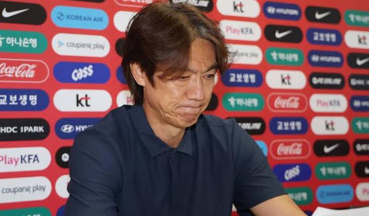 Myung-bo renunció a su cargo de entrenador tras el fracaso de su equipo en el Mundial 2026.