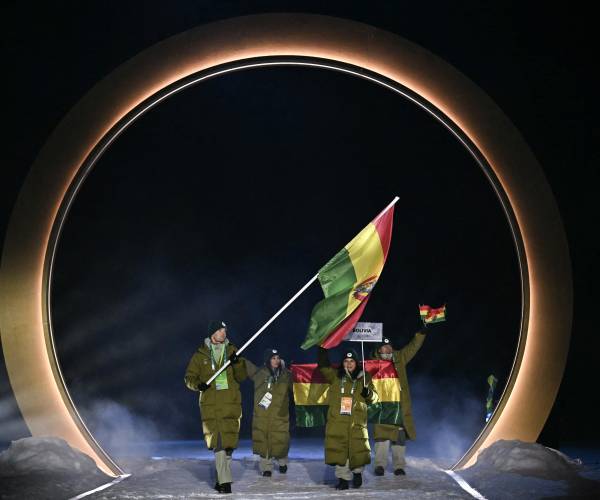 Video: Así fue la participación de Bolivia durante la inauguración de los Juegos de Invierno 2026