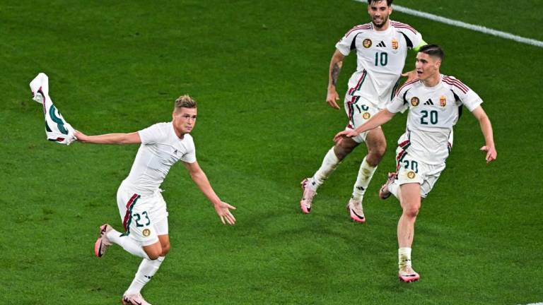 Video: Hungría desata la ‘locura’ en sus hinchas en la última jugada con un gol de contragolpe