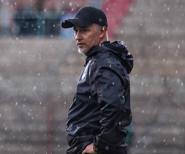 Bolívar hace oficial la salida “irrevocable” del entrenador Flavio Robatto