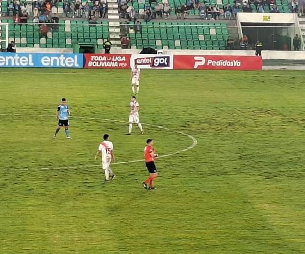El Tahuichi vuelve a ser blanco de críticas por el mal estado de la nueva cancha