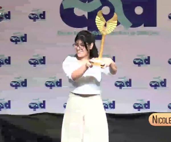 Iris Nicole Mollo es la ganadora de la Victoria Alada Dorada 2025