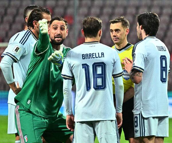 Ministro de Deportes pide dimisión del presidente del Calcio tras fracaso de Italia