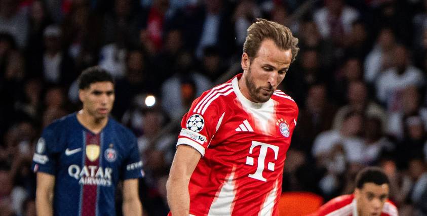 El delantero inglés Harry Kane defendiendo la camiseta del Bayern Múnich.