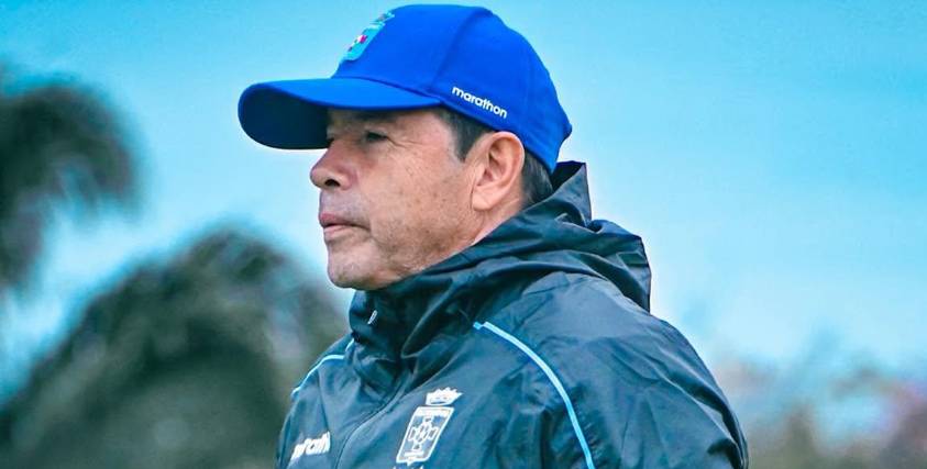 Erwin Sánchez, entrenador de Blooming.