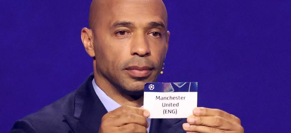 Thierry Henry, exfutbolista francés formó parte del sorteo de la Liga de Campeones.