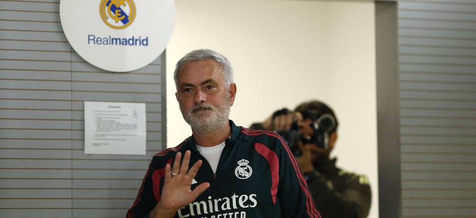 El entrenador del Real Madrid Jose Mourinho antes de la conferencia de prensa.