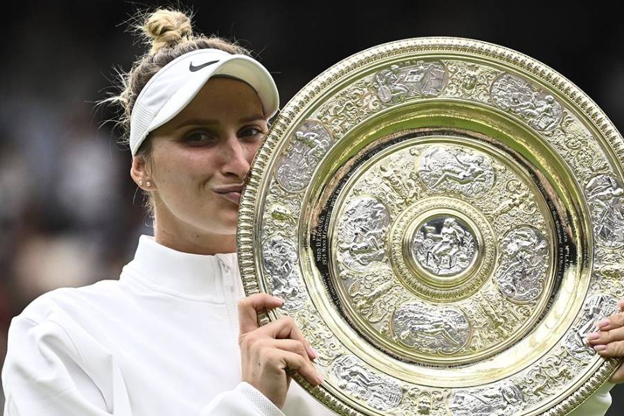 La checa Vondrousova se corona campeona de Wimbledon