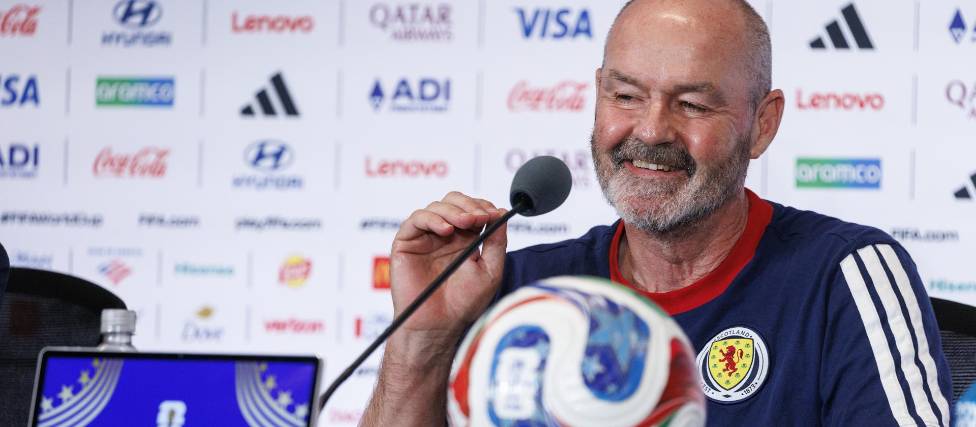 El entrenador de Escocia Steve Clarke, en conferencia de prensa.